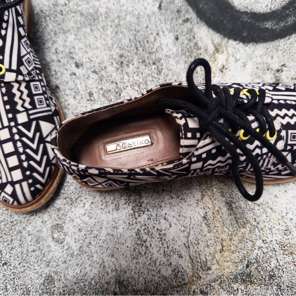 Matiko Black and White Geometric Tribal Print Espadrille Oxford Shoes Size 6 - Picture 7 of 10